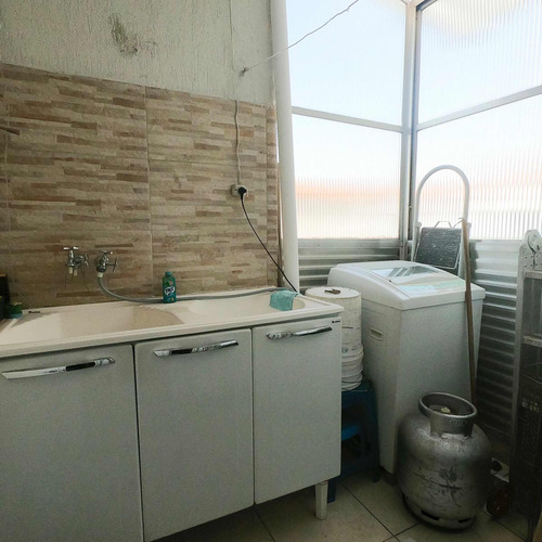 Ap Com 1 Dormitório Sala Cozinha Banheiro Área De Serviço