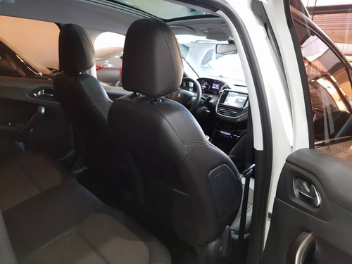Imagem 11 de 15 de Peugeot 2008 1.6 16v Thp Flex Griffe 4p Manual