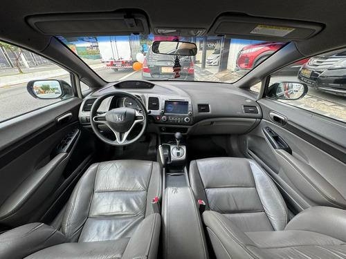 Honda Civic 1.8 Lxs Flex Aut. 4p