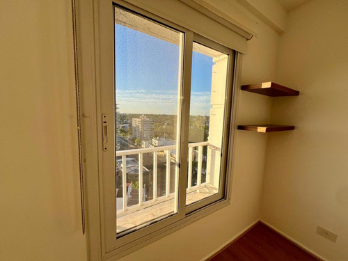 Dpto En Venta 3 Amb En Av. Centenario - Beccar (piso 13)