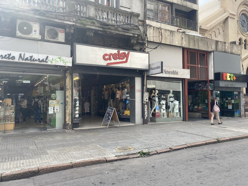 Alquiler Local Comercial 200 Mts 2 En 18 De Julio Cordón.