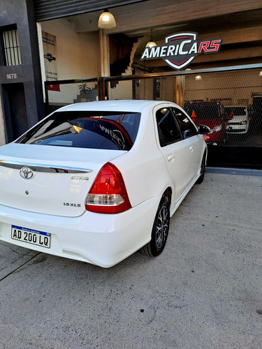 Toyota Etios 1.5 Sedan Xls