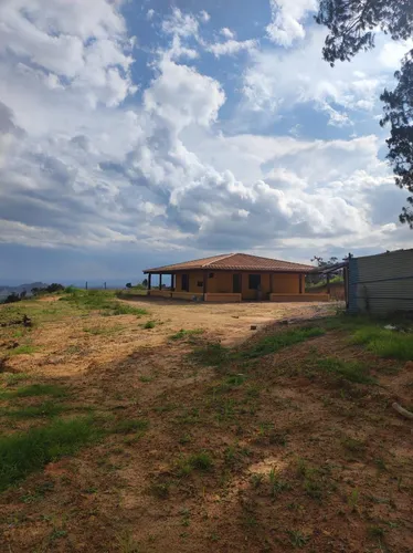 Casa En Venta En Vereda La Travesía. Cod V9545