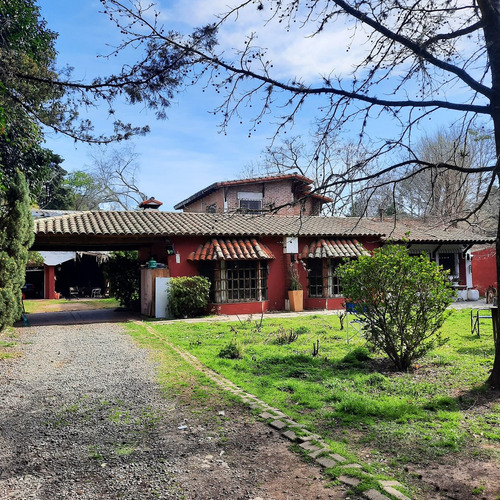 Casa Quinta 5 Dorm, Piscina, Paddle Techada. Venta El Cazador, Escobar