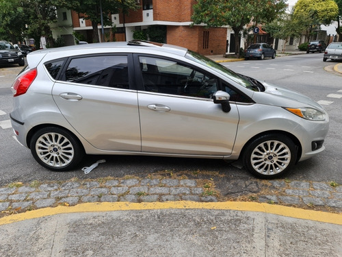 Ford Fiesta Kinetic Design 1.6 Titanium Powershift 120cv