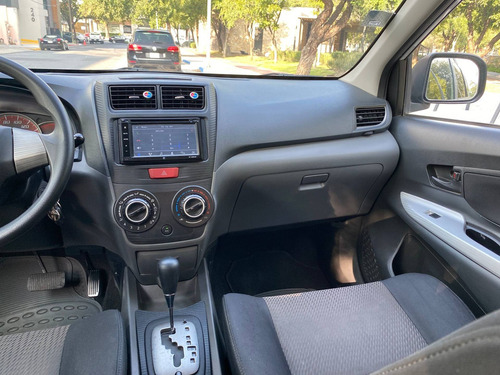 Imagen 4 de 15 de Toyota Avanza 2015 1.5 Premium At