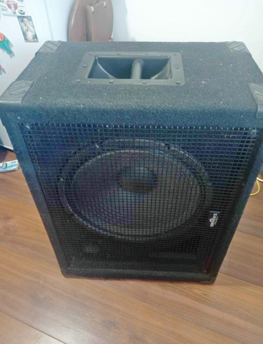 Gabinete Para Bajo Con Parlante Eminence Delta De 15', 400w 