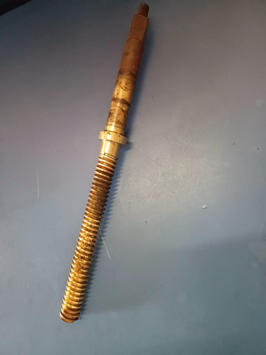 Tornillo Sin Fin De Bronce 28 Mmx46 Cm Largo, Con Su Tuerca. (Usado)