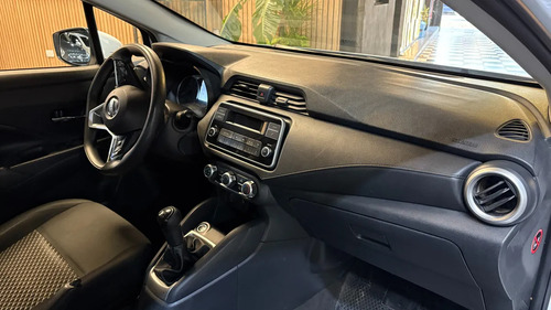 Nissan Versa 1.6 Sense Mt