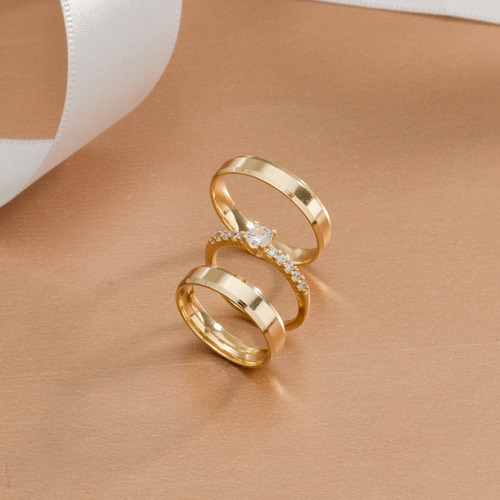 Imagem 7 de 10 de Par De Aliança Chanfrada 4mm Banhada Ouro 18k Solitário