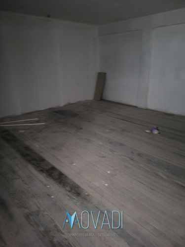 Venta De Local O Depósito En Centro De Montevideo 250 M2 Excelente Ubicación