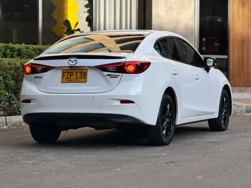 Mazda 3 Touring At / Impecable estado!
