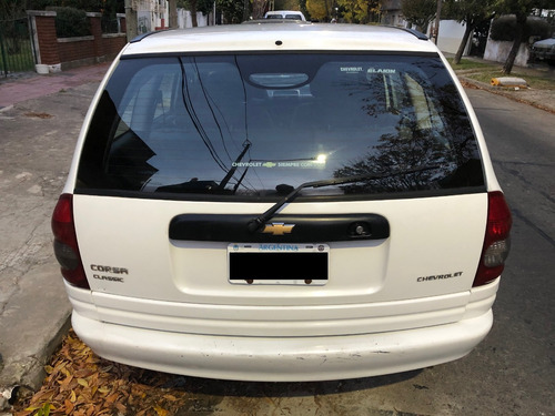 Imagen 4 de 15 de Chevrolet Corsa Classic Sw Life 1.4n 2010