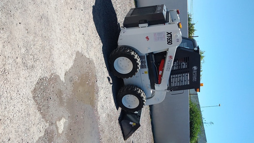 Imagen 6 de 19 de Mini Cargadora Marca Wecan Xt650