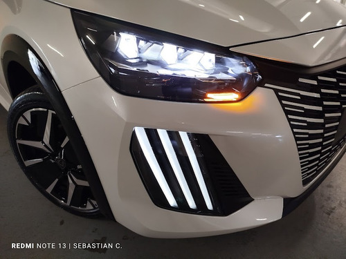 Peugeot 208 1.0T Gt