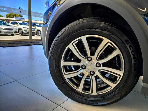 Imagem 5 de 15 de Chevrolet Onix Hatch Activ 1.4 8v Flex 5p Mec 2017