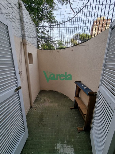 Imagen 2 de 4 de Venta Monoambiente Buceo, Cocina Definida Y Patio. Vacío! - Montevideo Buceo