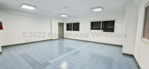 Imagen 14 de 26 de George Tahan #23-9931 Venta Excelente Edificio Industrial De 4 Pisos De 280 M2 Cada Planta, Más Dos Galpones De Aproximadamente 1.300m2, Con La Mejor Ubicación En El Km 1 De Mariche, En Urbanización I