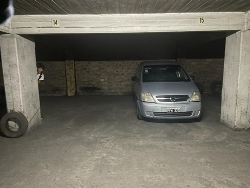 Imagen 2 de 2 de Alquiler De Cochera En Calle 55 E/ 6 Y 7 - $12.000 Mensual (más $1.820 De Expensas)
