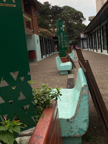 V117- Local 05- Paseo Del Centro , San Bernardo Del Tuyu Frente Al Banco Provincia