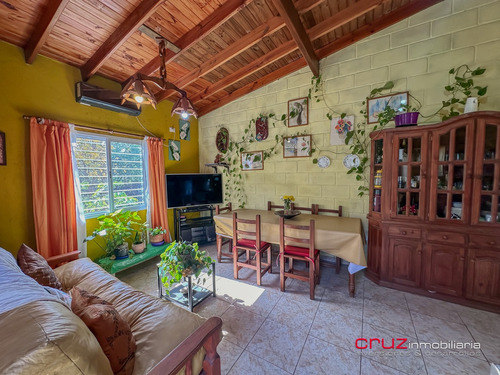 Casa De Campo De 150m2 En Carpintería, San Luis