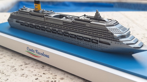 Crucero Costa Favolosa A Escala Hierro Azul Acero