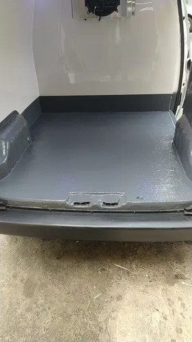Revestimiento Para Transporte De Alimento Con Equipo De Frío