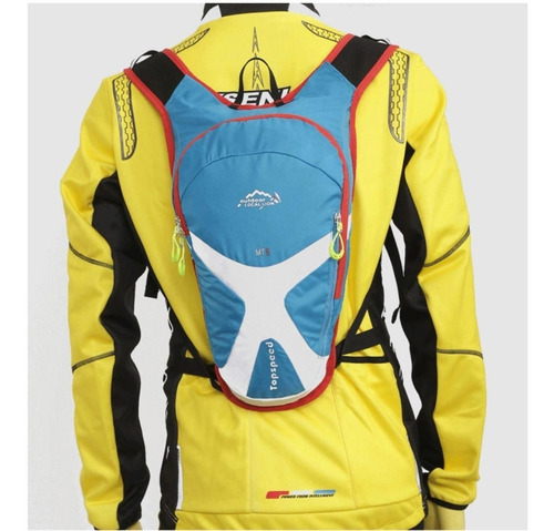 Imagen 4 de 8 de Mochila Running Apto Para Sistema De Hidratacion 5l Celeste