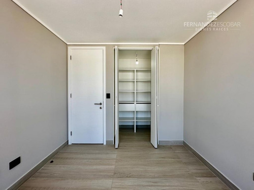 Concon - Vende Casa 3 Pisos 4d 4b 2e - Pinares De Montemar