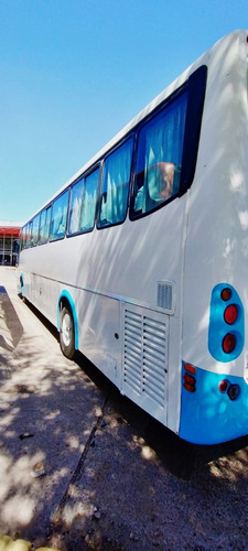 Omnibus Mercedes Benz Saldivia 46 Con Baño 2012