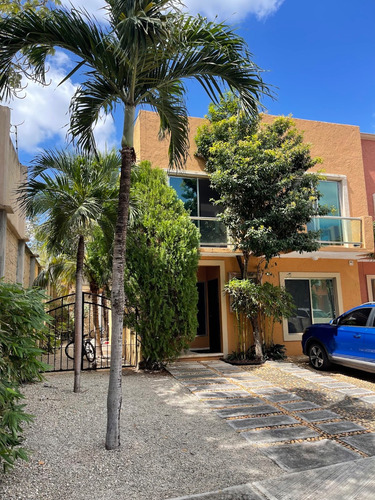 Casa En Venta En Residencial Torres Cancun