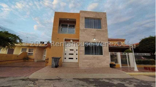 Townhouse En Venta En Santa Fe Mls 24-7317 Yohana Hidalgo 