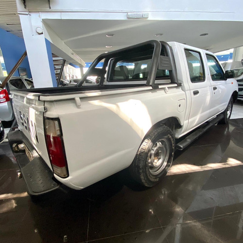 Nissan Frontier Doble Cabina