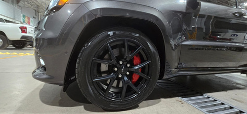 Jeep Grand Cherokee 6.4 Srt-8 At