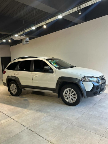 Fiat Palio WEEKEND ADVENTURE 1.6 16V // GNC