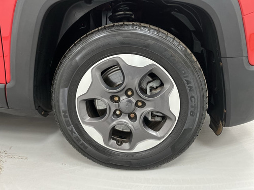 Imagem 8 de 14 de Jeep Renegade Longitude 1.8 4x2 (aut) (flex)