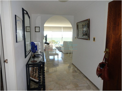 Imagen 3 de 30 de En Venta...hermoso Apartamento En Una De Las Torres Tradicionales De La Mansa!