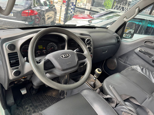 Kia Bongo 2.5 TD DIESEL STD CS MANUAL