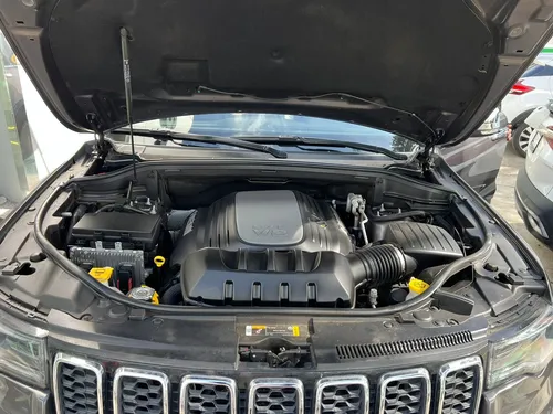 Jeep Grand Cherokee 5.7 Limited Lujo 4x4 At