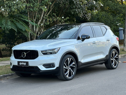 Volvo XC40 1.5 T5 RECHARGE R-DESIGN GEARTRONIC