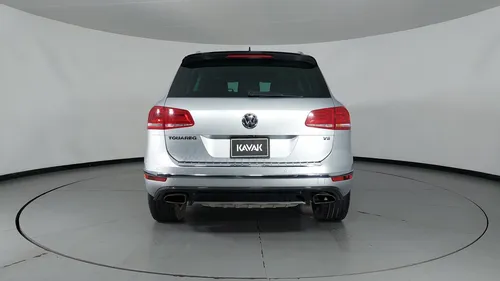 Volkswagen Touareg 4.2 V8 R-LINE