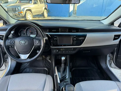Toyota Corolla 2016 Automático