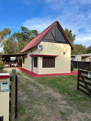 Alquilo Casas En Punta Colorada, Piriápolis, A 2 Cuadras De La Playa