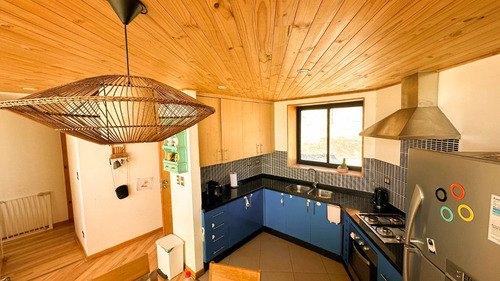 Espectacular Casa En Fundo Con Acceso Controlado Los Andes