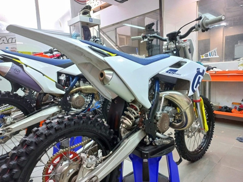 Imagen 3 de 8 de Husqvarna Tc 85