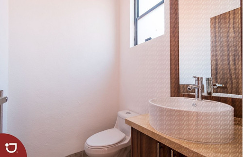 Imagen 8 de 30 de Casa A La Venta En Residencial De San Miguel De Allende, Gua
