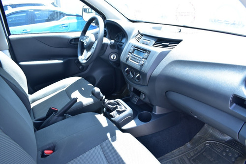 Imagen 7 de 9 de Nissan Np300 Estacas T/m