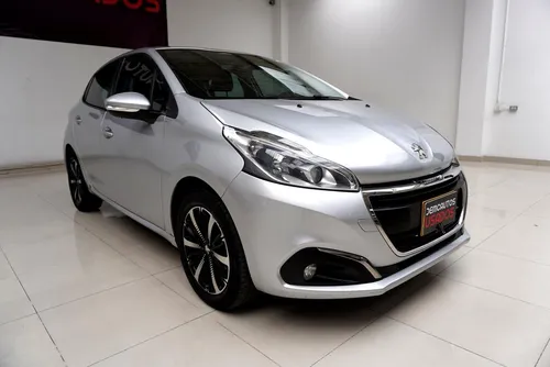Peugeot 208 Allure At 1.6 Dqu162