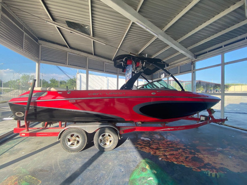 Lancha Centurion Enzo 240