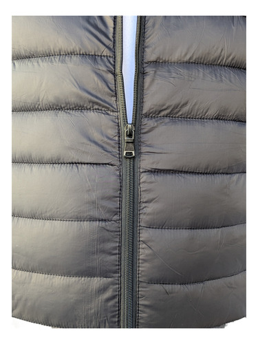 Chaleco The North Face Uniqlo Hombre Capucha Desmontable
